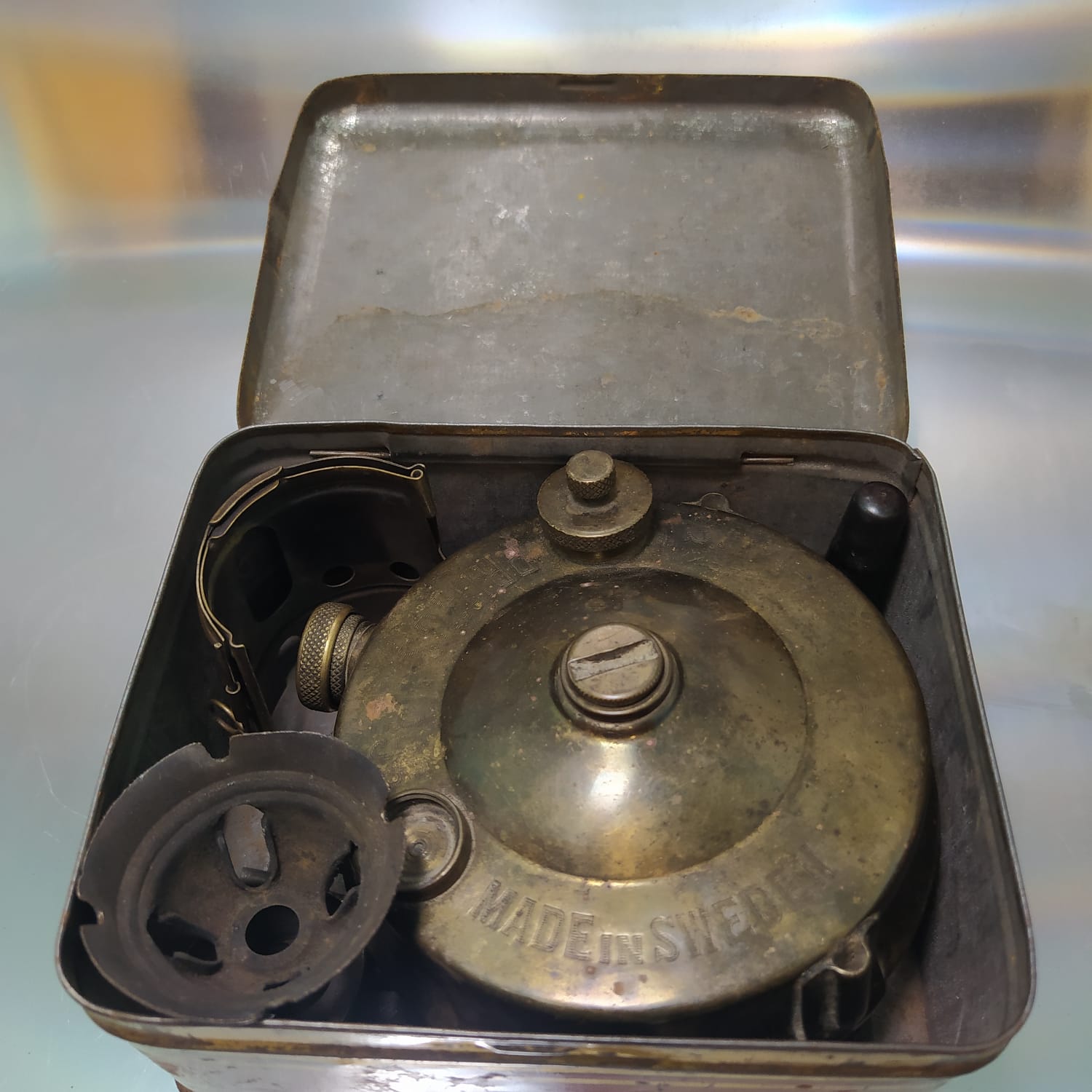 Calentador Primus de campaña a kerosene – militar, bronce, completo y funcionando