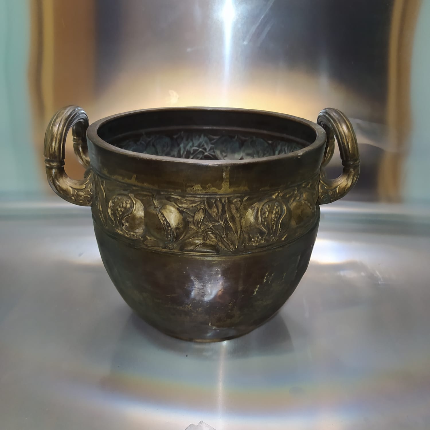 MACETERO EN BRONCE