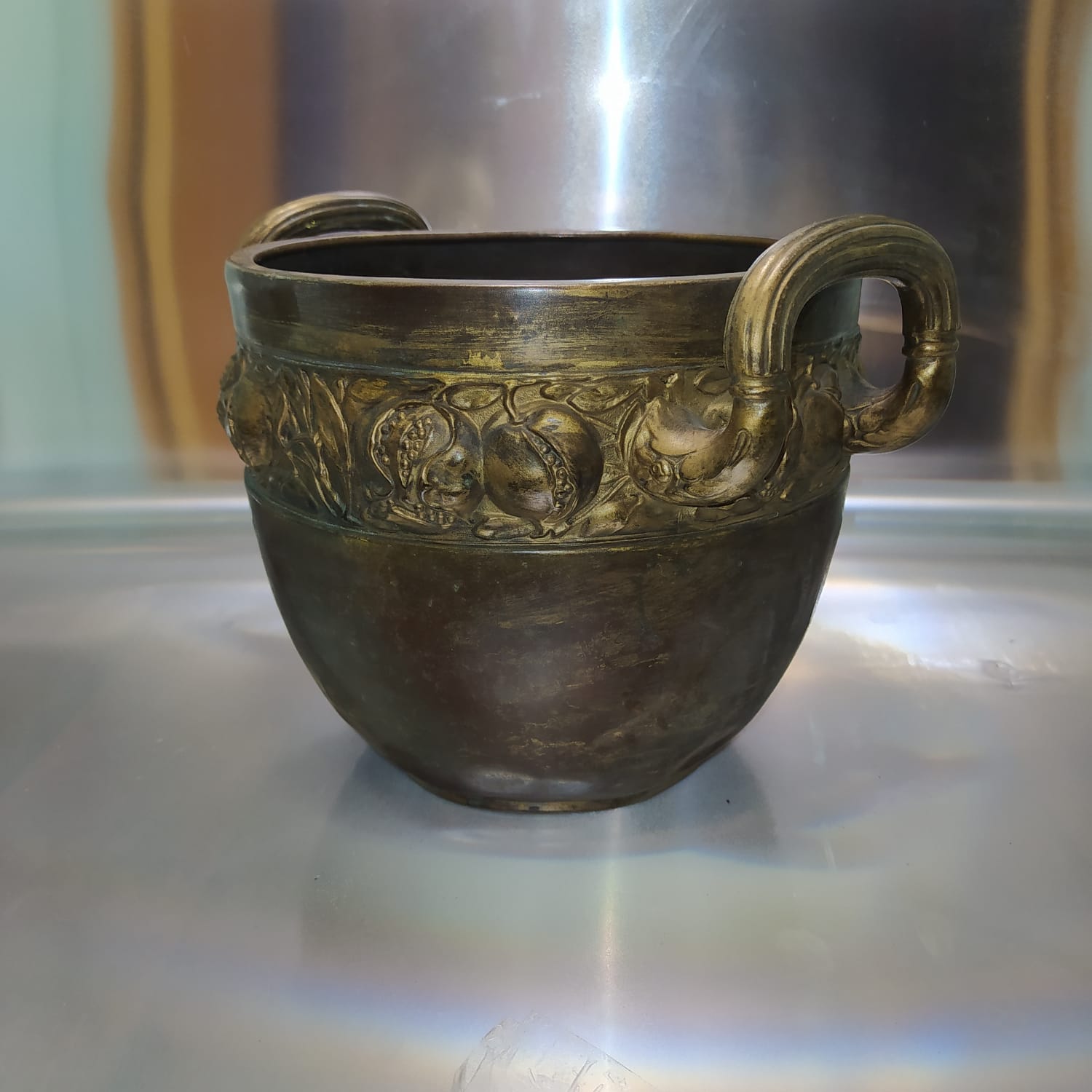 MACETERO EN BRONCE